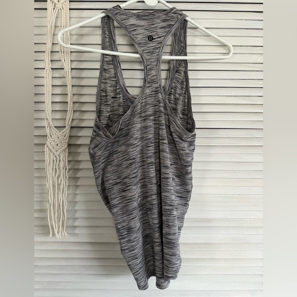 Lululemon racer back tank top - Picture 2 of 2